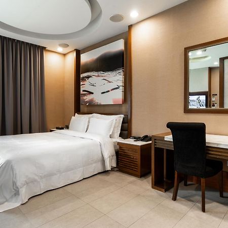 Ohya Chain Boutique Motel-Xinying Buitenkant foto