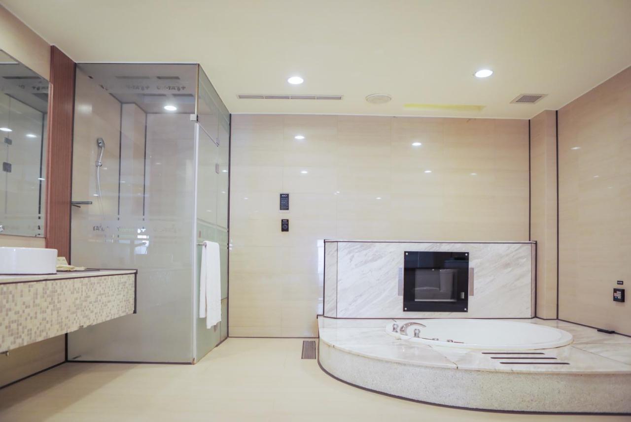 Ohya Chain Boutique Motel-Xinying Buitenkant foto