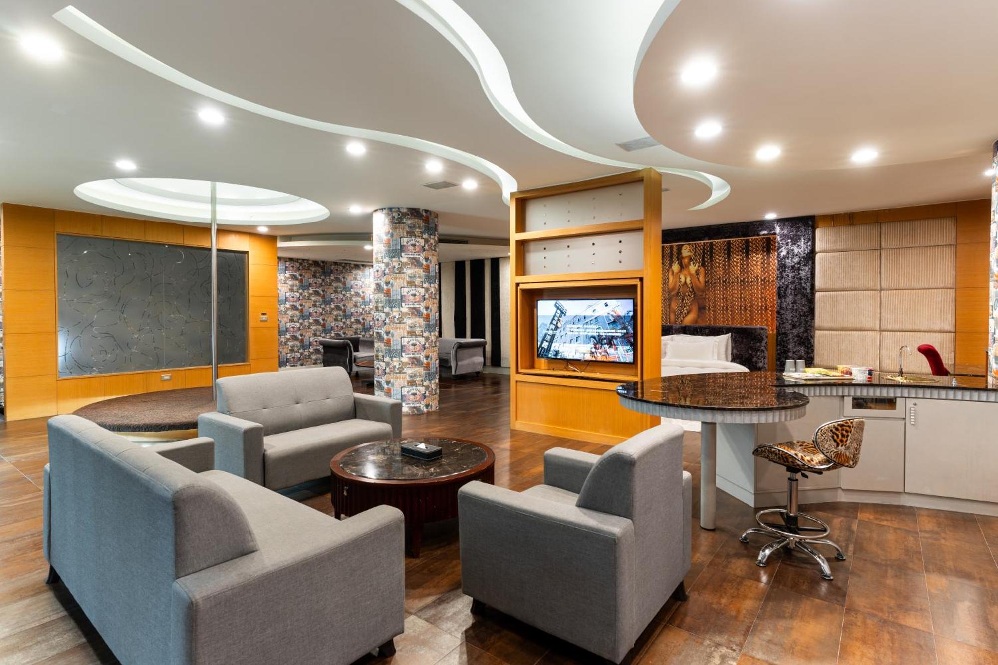 Ohya Chain Boutique Motel-Xinying Buitenkant foto