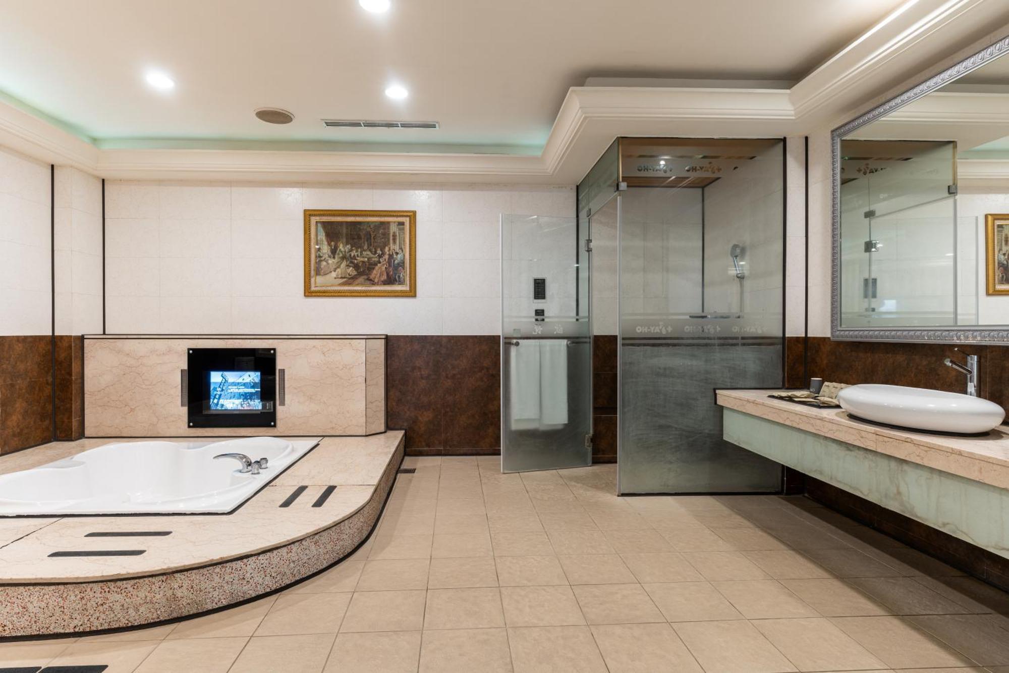 Ohya Chain Boutique Motel-Xinying Buitenkant foto