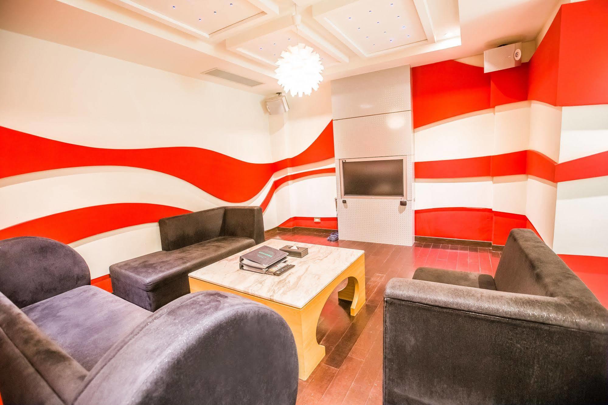 Ohya Chain Boutique Motel-Xinying Buitenkant foto